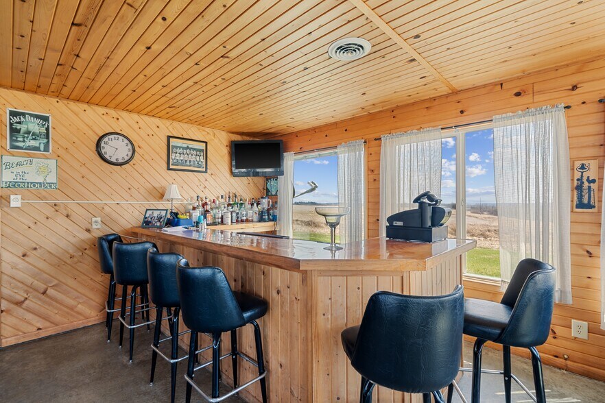 More Photos Of 28534 U.S. 18, Mc Gregor General Retail For Sale