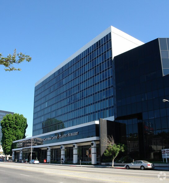 More Photos Of 16055 Ventura Blvd, Encino Office For Lease
