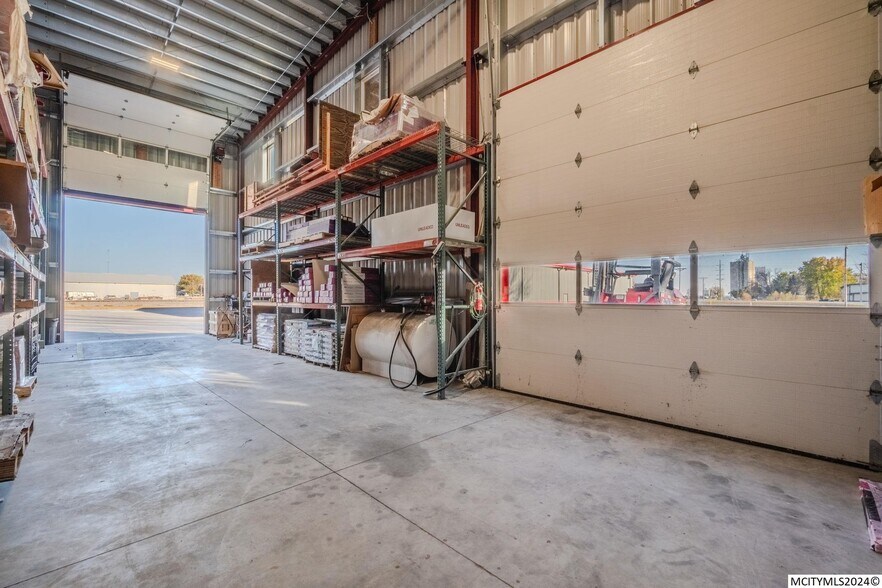 More Photos Of 390 E US Highway 18, Garner Showroom For Sale