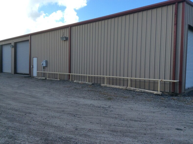 More Photos Of 3823 Fm 1128 Rd, Pearland Light Distribution For Lease