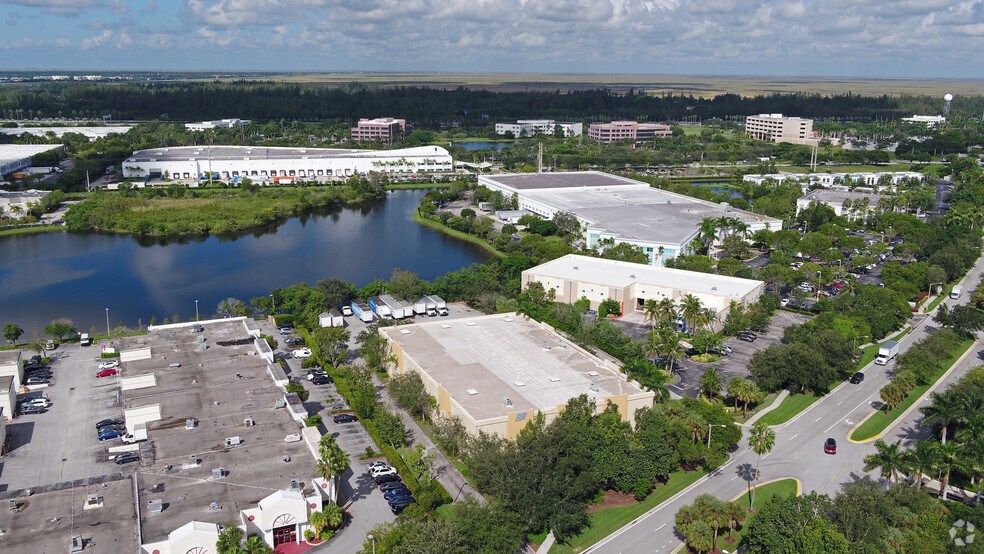 More Photos Of 1251 Sawgrass Corporate Pky, Sunrise Light Distribution For Sale
