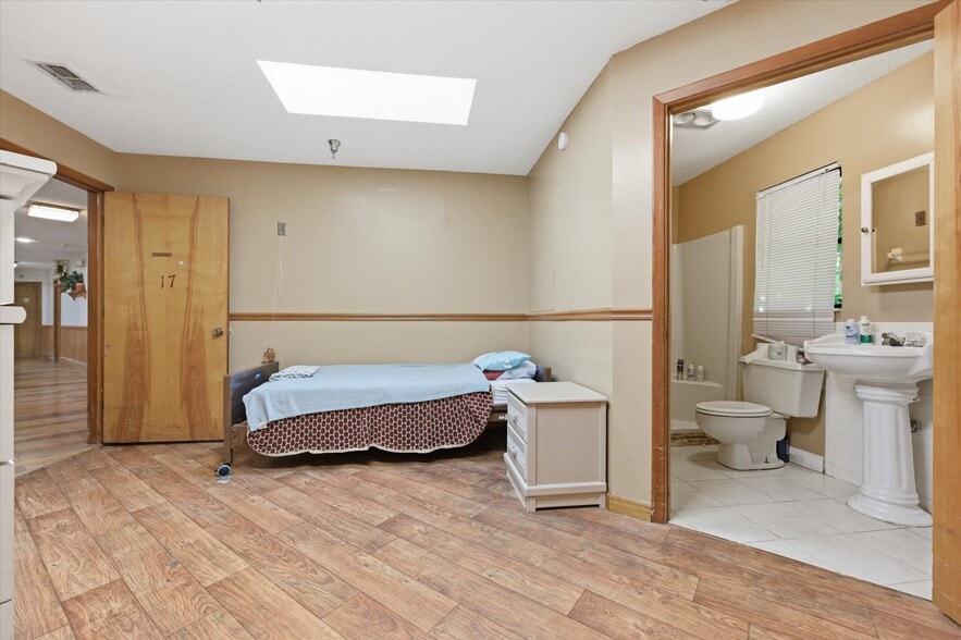More Photos Of 7435 Plathe Rd, New Port Richey Assisted Living For Sale