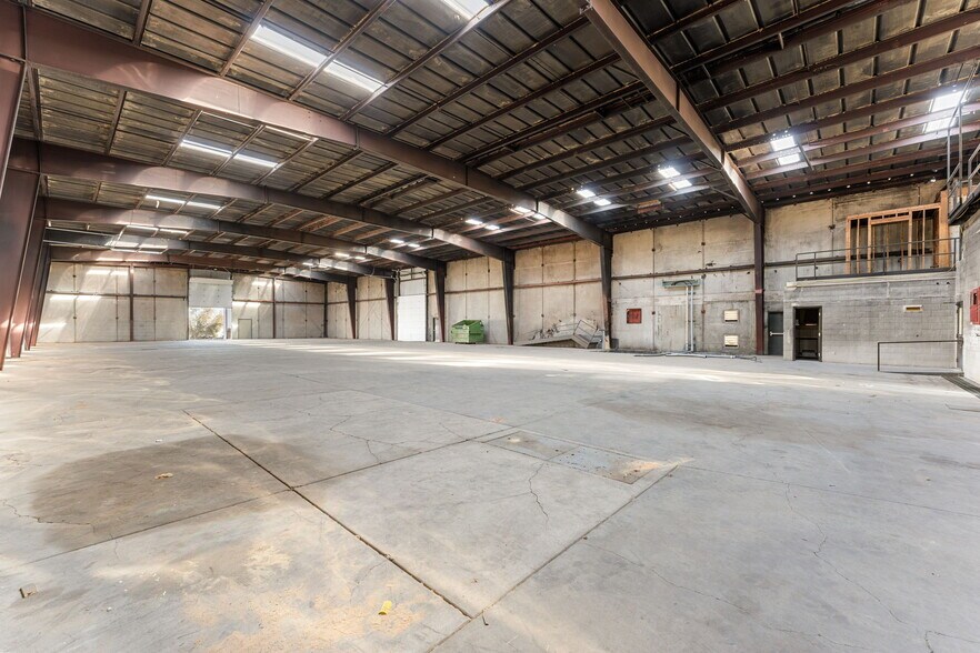 More Photos Of 1342 W Industrial Rd, Cedar City Warehouse For Lease