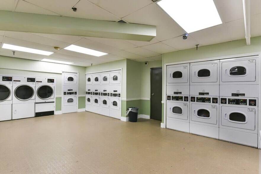 More Photos Of 3901 Suitland Rd, Suitland Apartments For Sale