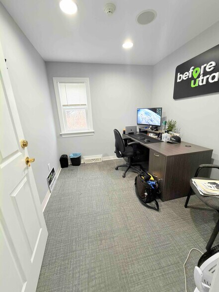 More Photos Of 1650 Route 9, Clifton Park Medical For Lease