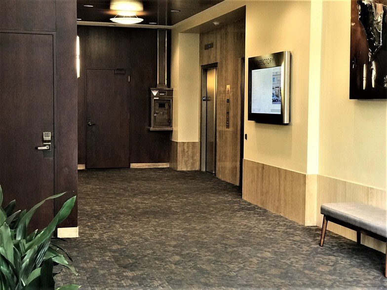 More Photos Of 610 SW Broadway, Portland Office For Lease