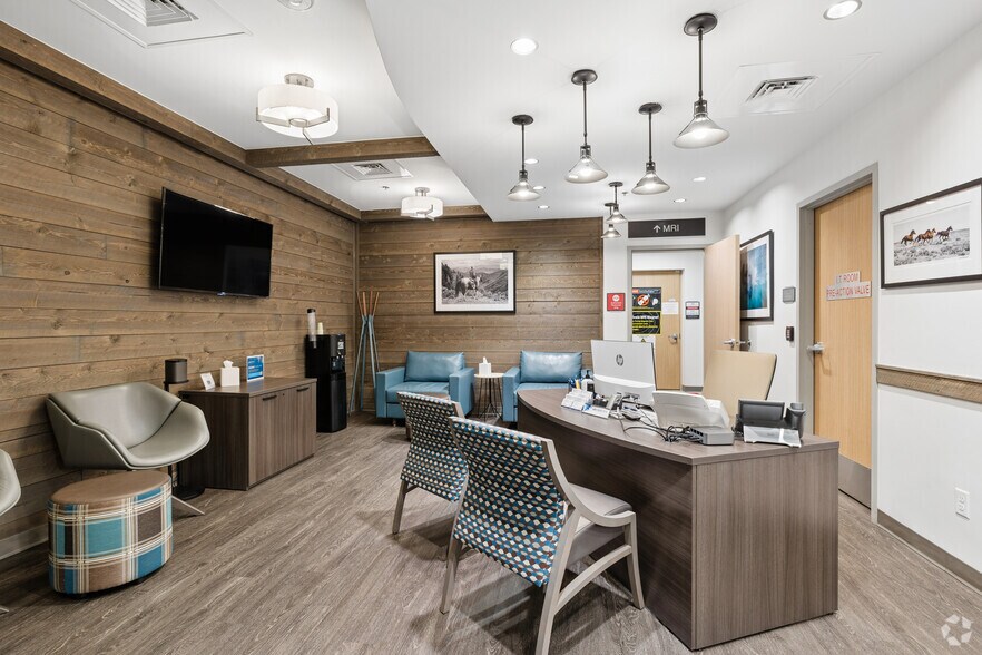 More Photos Of 226 Lusher Ct, Frisco General Retail For Sale