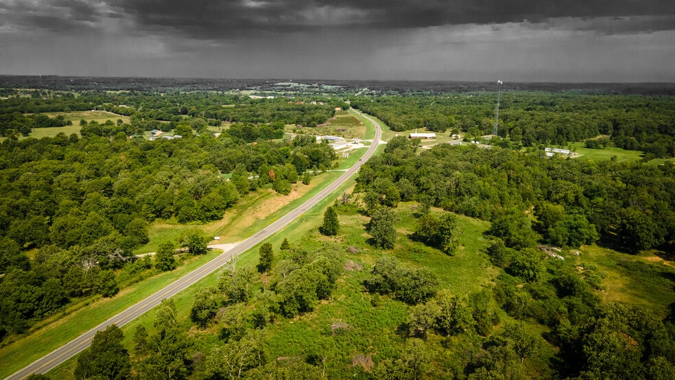 More Photos Of 7015 Highway 82, Tahlequah Convenience Store For Sale