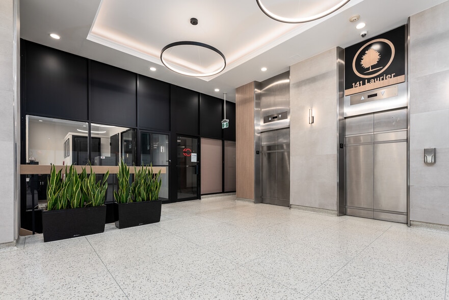 More Photos Of 141 Laurier Ave W, Ottawa Office For Lease