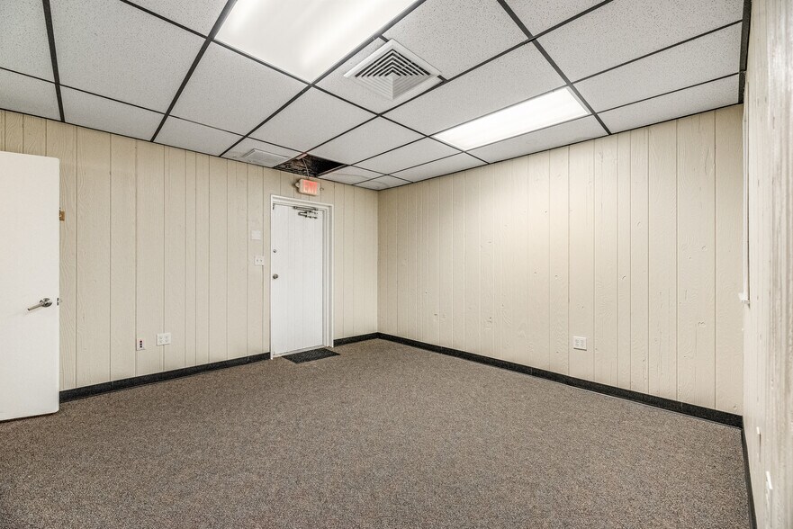 More Photos Of 255 Fortenberry Rd, Merritt Island Medical For Sale