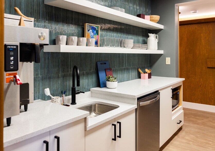 More Photos Of 6440 Nicollet Ave, Richfield Coworking Space