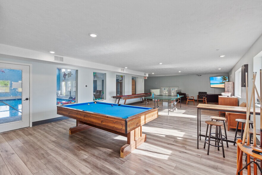 More Photos Of 30400 S Sunray Trl, Worley Lodge Meeting Hall For Sale