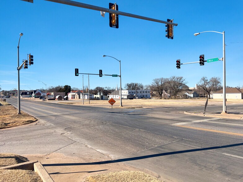 More Photos Of 319 Oklahoma Blvd, Alva Restaurant For Sale