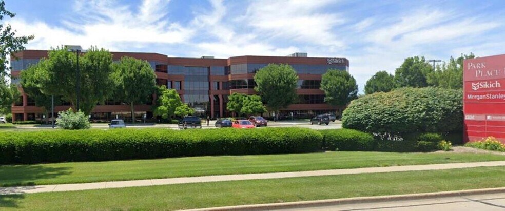 More Photos Of 3201 W White Oaks Dr, Springfield Office For Sale