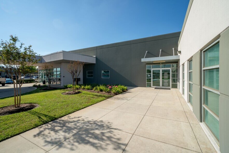 More Photos Of 24727 Tomball Pky, Tomball Medical For Lease