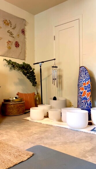 More Photos Of 11121 Glenoaks Blvd, Pacoima Rehabilitation Center For Lease