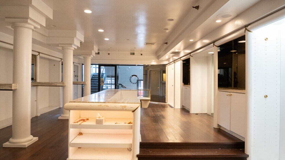 More Photos Of 736-738 Bellefonte St, Pittsburgh General Retail For Sale