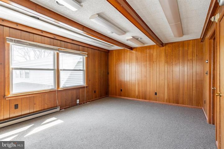 More Photos Of 915 N Hanover St, Elizabethtown Medical For Sale