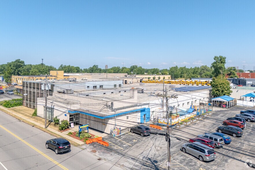 Primary Photo Of 60 Dingens St, Buffalo Light Distribution For Lease