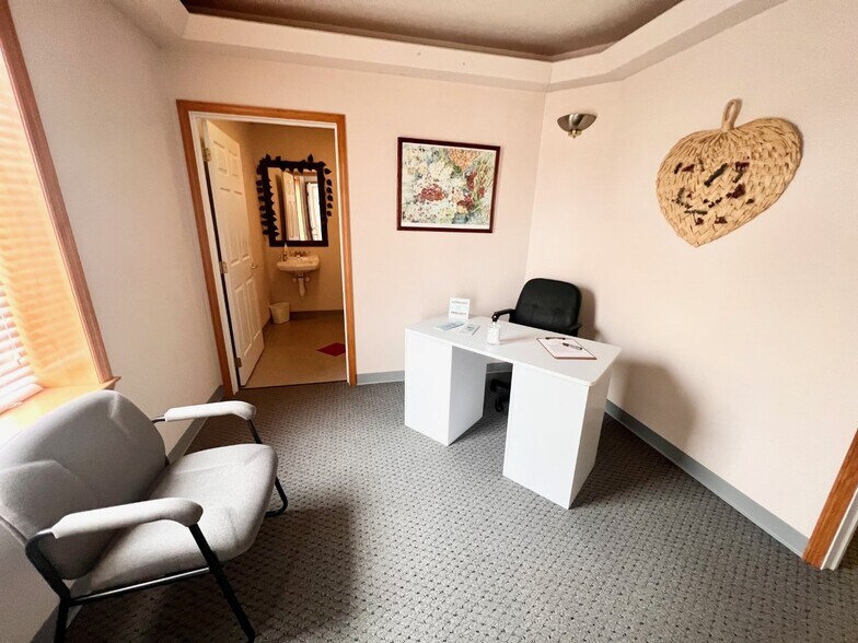 More Photos Of 1980 Pa-54 Hwy, Montgomery Office For Sale