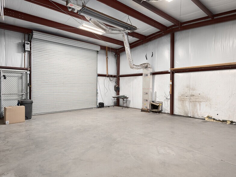 More Photos Of 15 Gill St, Asheville Auto Dealership For Sale