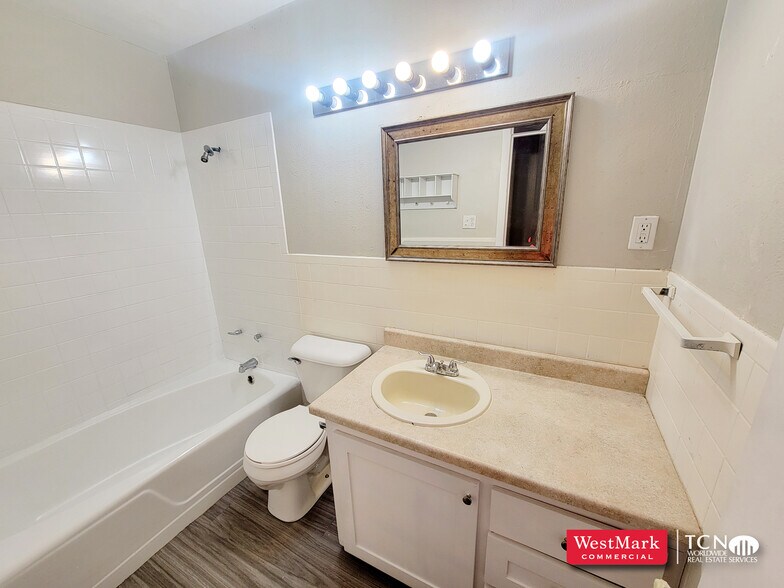 More Photos Of 3511-3519 35th Street, Lubbock Apartments For Sale