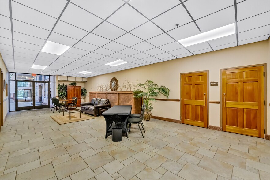 More Photos Of 201 Sugarloaf Rd, Hendersonville Hotel For Sale