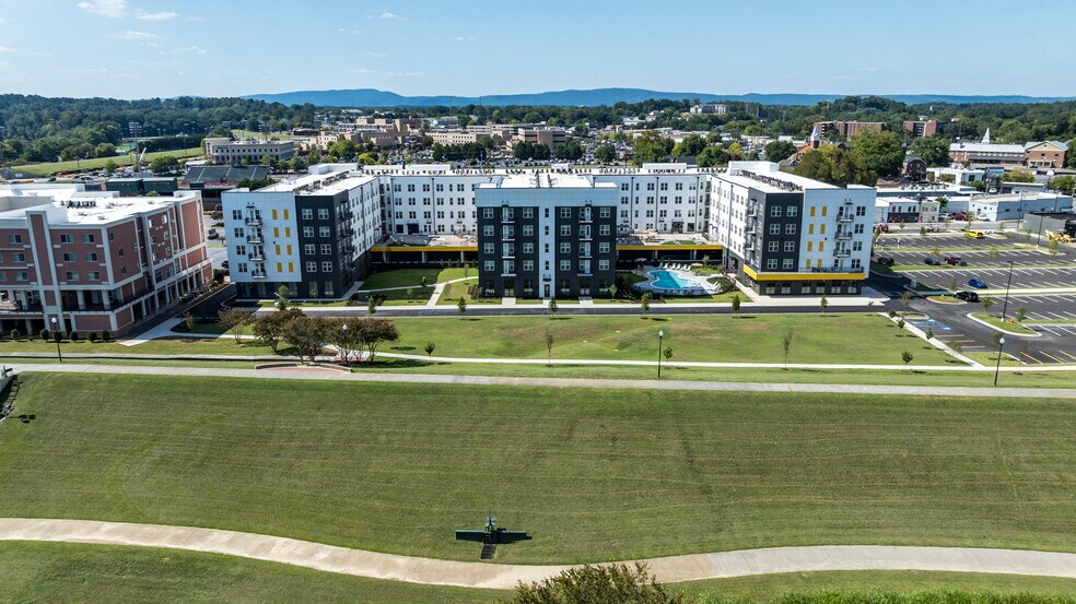 More Photos Of 340 W 3rd St SW, Rome Apartments For Lease