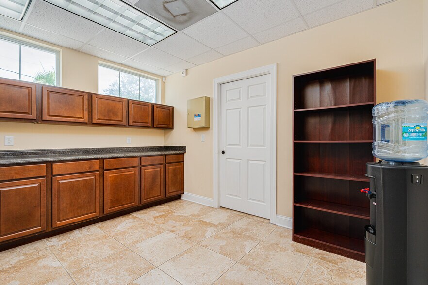 More Photos Of 51 Dunlawton Ave, Port Orange Office For Sale