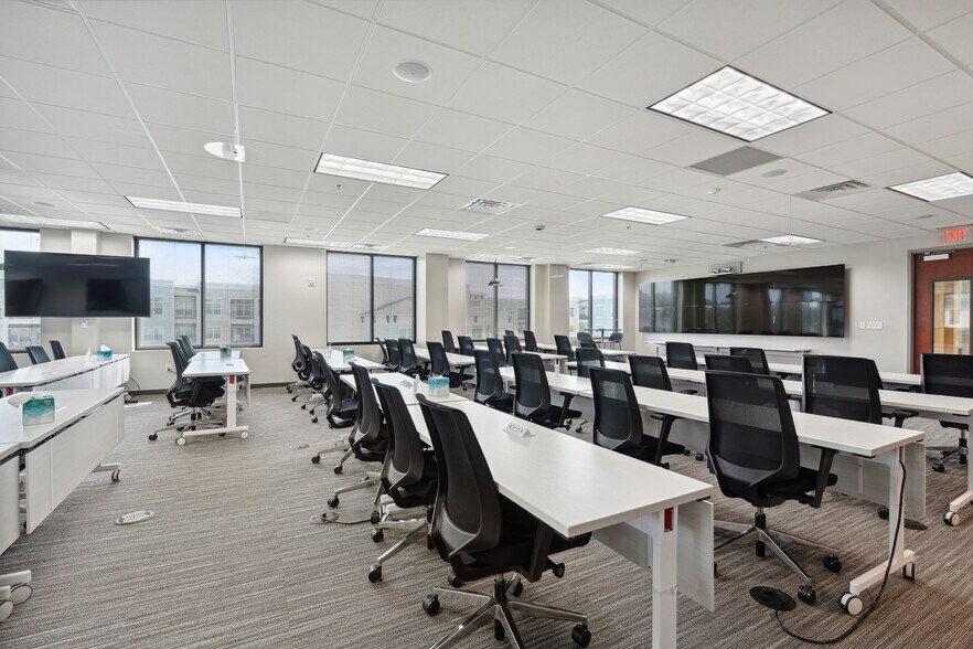 More Photos Of 115 Central Island St, Charleston Office For Lease