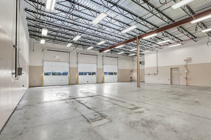 More Photos Of 1053 Harrisburg Pike, Carlisle General Retail For Lease