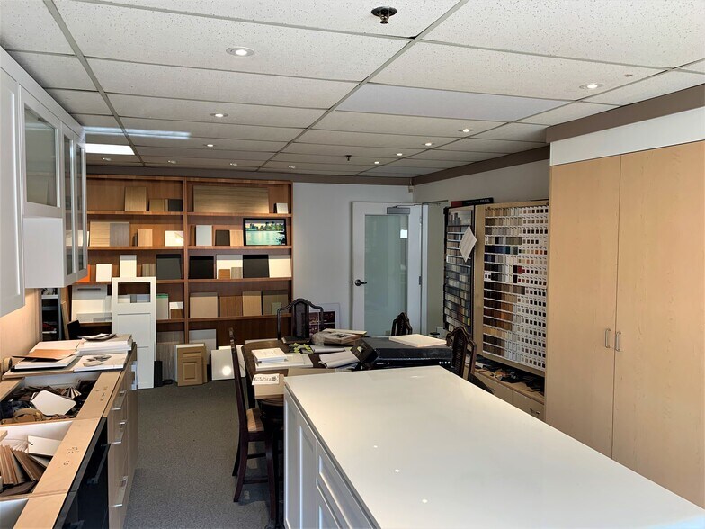 More Photos Of 6753 Graybar Rd, Richmond Warehouse For Sale