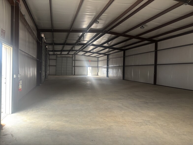 More Photos Of 5035 Dick Price Rd, Fort Worth Unknown For Lease