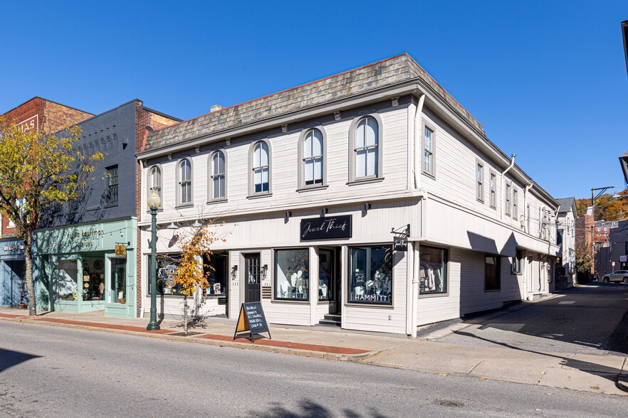 More Photos Of 439-441 Beaver St, Sewickley Storefront Retail Office For Sale