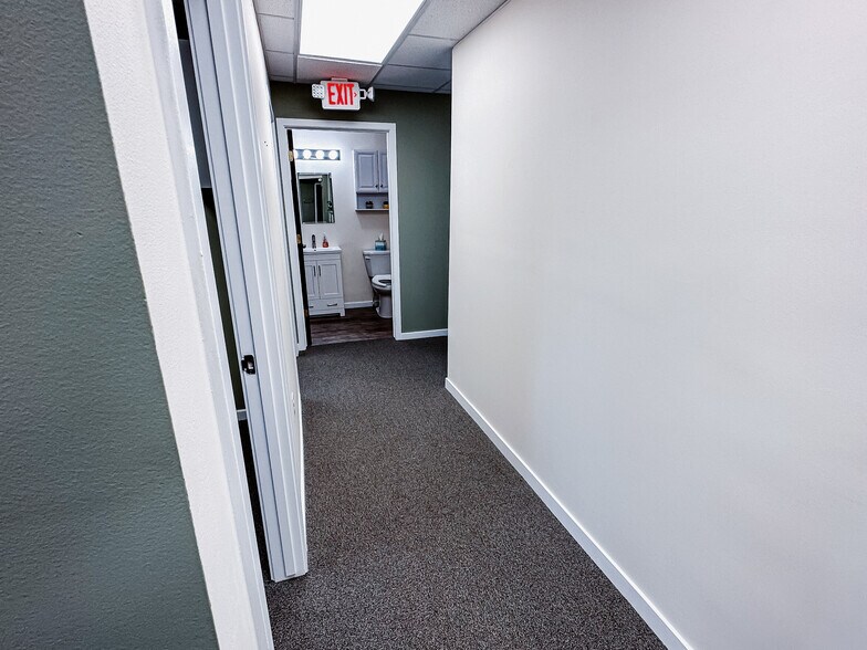 More Photos Of 4649 N Breton Ct SE, Grand Rapids Medical For Sale