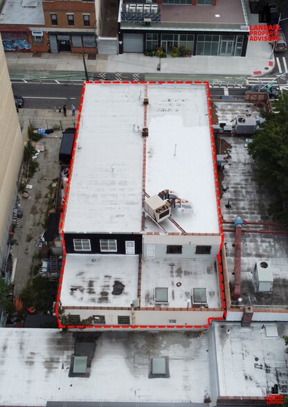 More Photos Of 3838 Crescent St, Long Island City Manufacturing For Sale