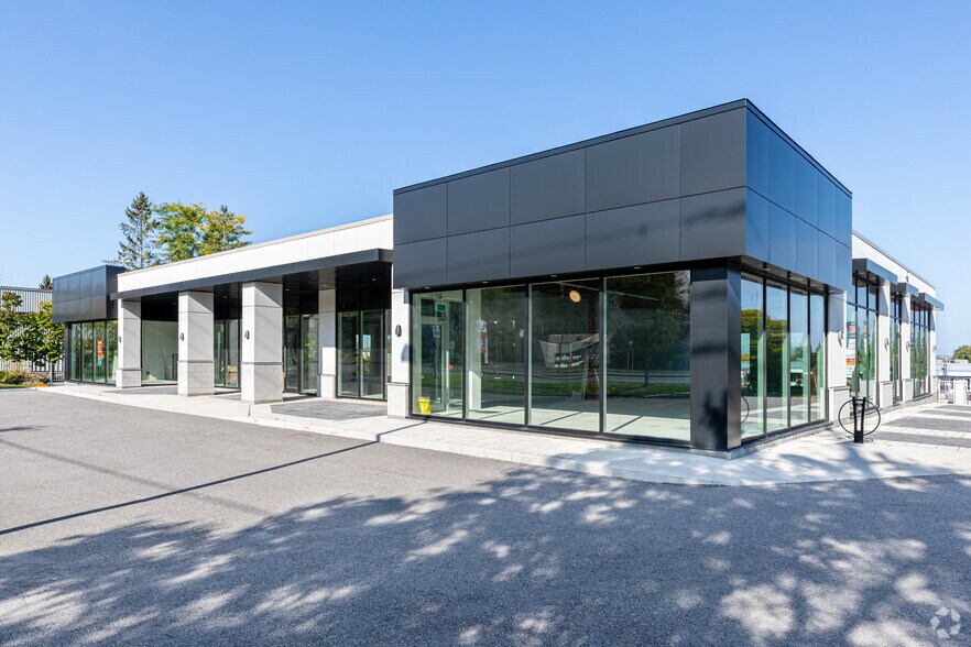 Primary Photo Of 5925-5929 Jeanne D'Arc Blvd, Ottawa Freestanding For Lease