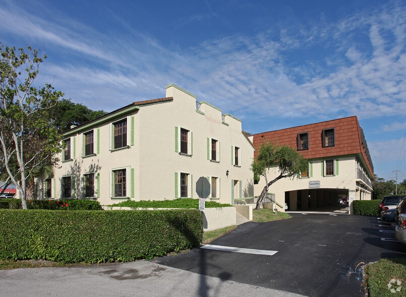 More Photos Of 1200-1260 S Federal Hwy, Boynton Beach Office For Lease