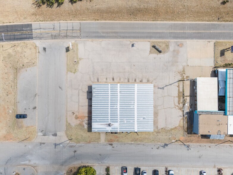 More Photos Of 103 Interstate 40, Shamrock Restaurant For Sale