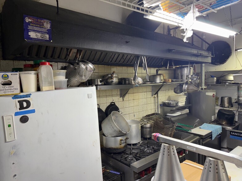 More Photos Of 2200 N Halsted St, Chicago Storefront Retail Residential For Lease