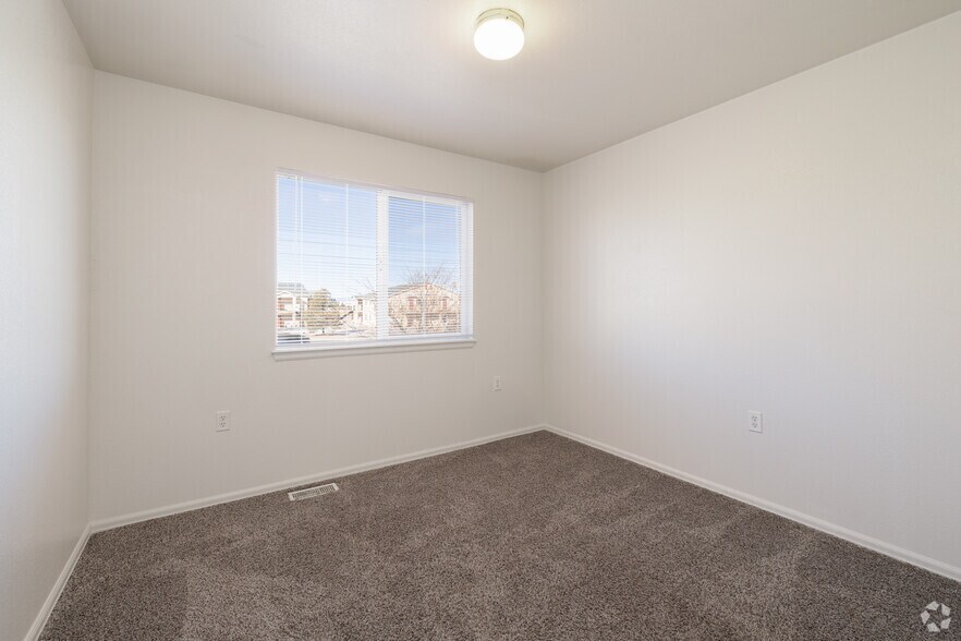More Photos Of 393 E Spaulding Ave, Pueblo Apartments For Sale