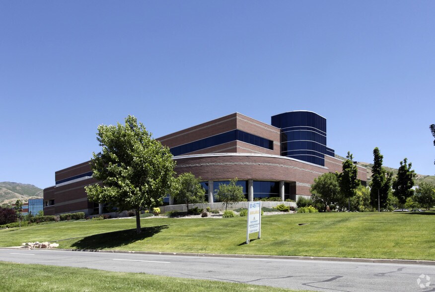 More Photos Of 675 S Arapeen Dr, Salt Lake City Medical For Lease