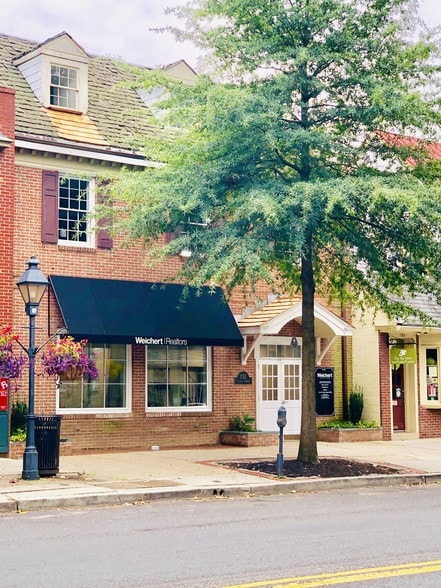 More Photos Of 132 Kings Hwy E, Haddonfield Office For Lease