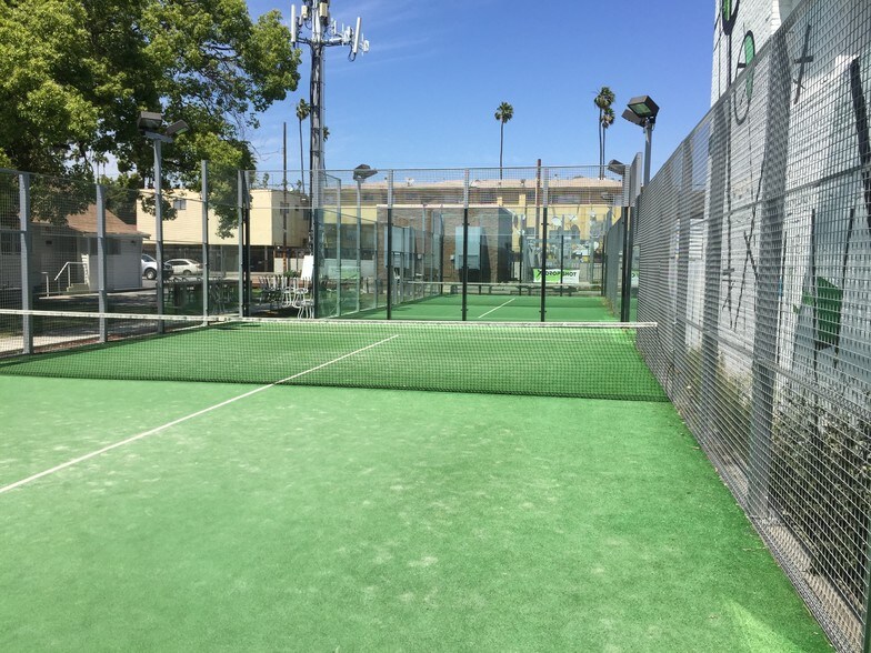 More Photos Of 5115 W Sunset Blvd, Los Angeles Storefront For Lease