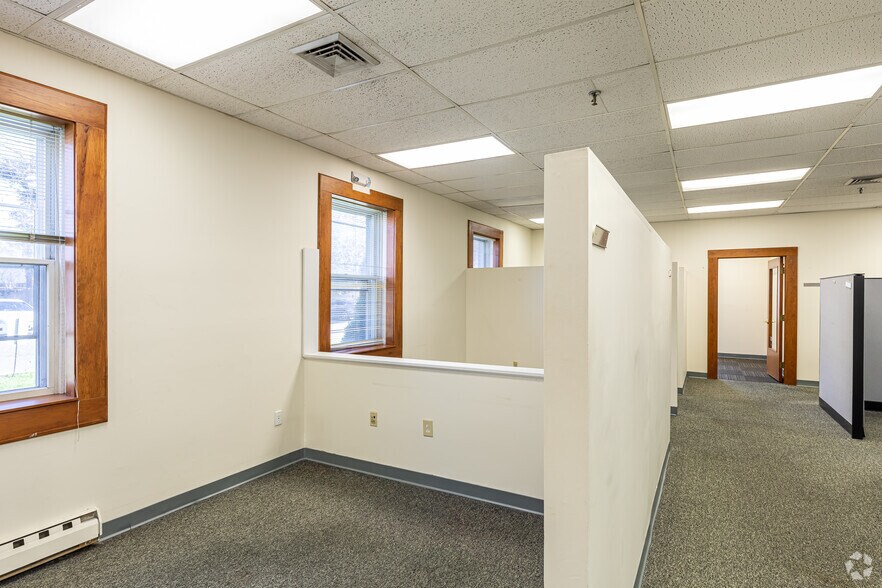 More Photos Of 30 Jordan Ln, Wethersfield Office For Lease
