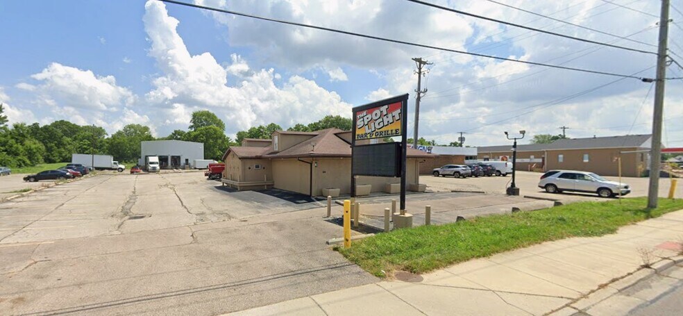 Primary Photo Of 6028 N Dixie Dr, Dayton Bar For Sale