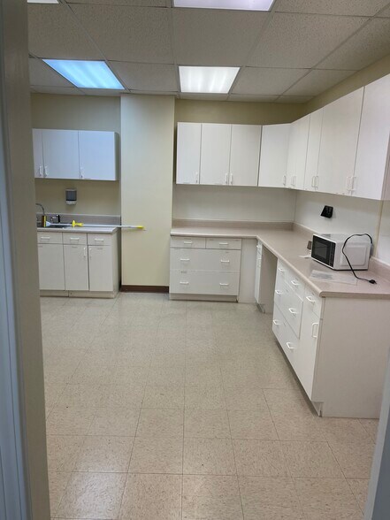 More Photos Of 2536 Carrollton Villa Rica Hwy, Carrollton Office For Lease