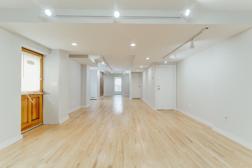 More Photos Of 489 Jersey Ave, Jersey City Storefront Retail Office For Lease