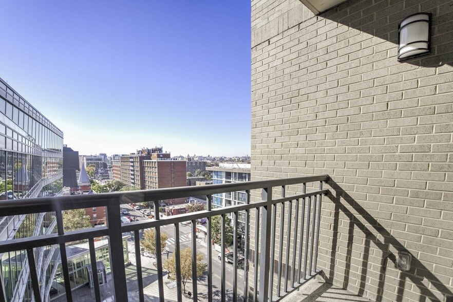 More Photos Of 1825 7th St NW, Washington Apartments For Lease