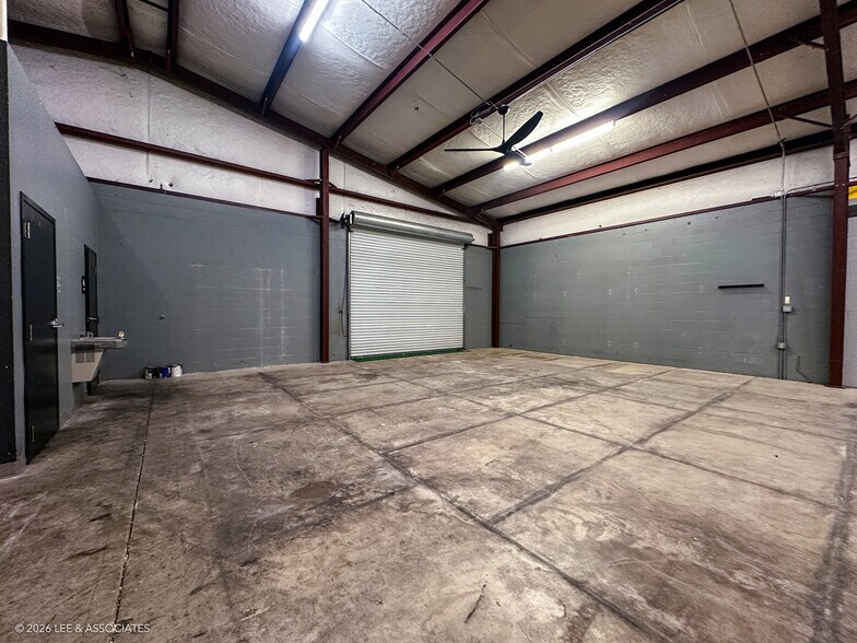 More Photos Of 3737 SW 42nd Ave, Gainesville Warehouse For Lease
